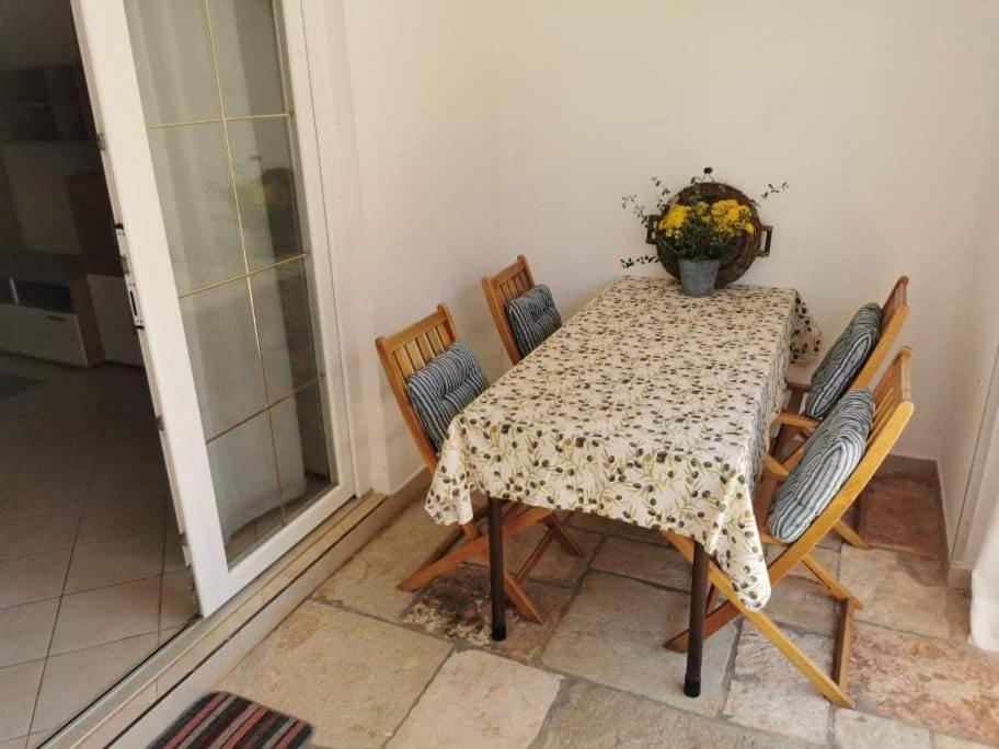 Apartmán App Carla Novigrad Istria Exteriér fotografie